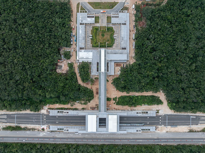 911_ChichenItza
