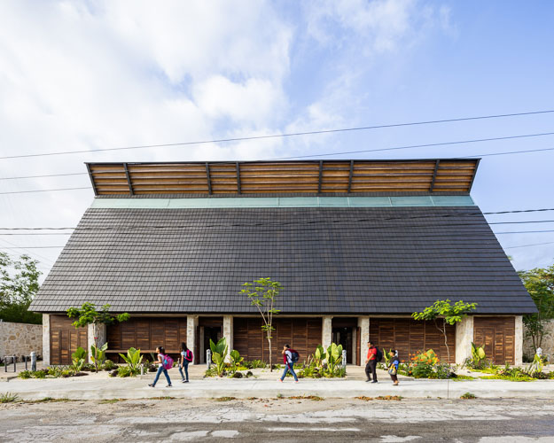 C733_BibliotecaXpujil