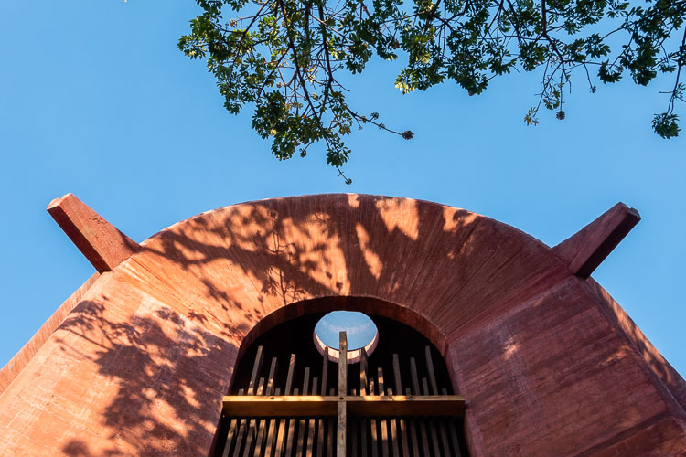 Tmagazine_SantaCruzChapel